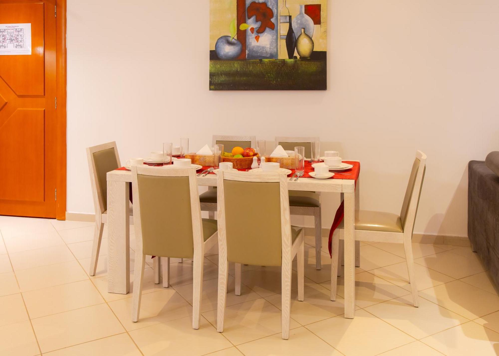 Al Liwan Residence โดฮา ภายนอก รูปภาพ