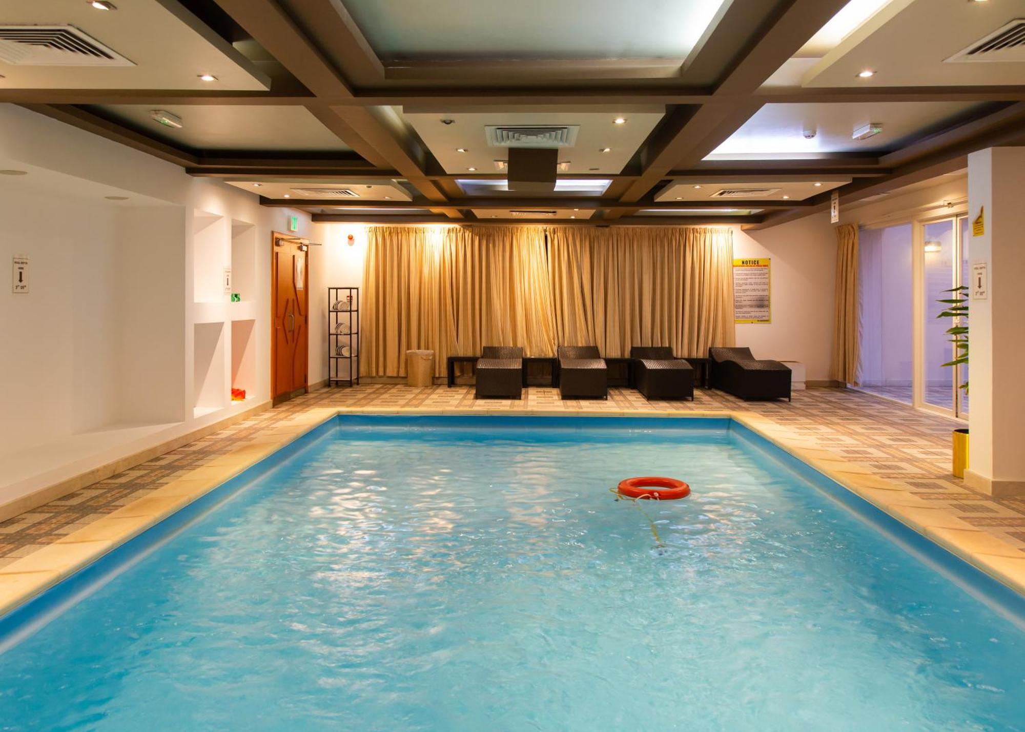 Al Liwan Residence โดฮา ภายนอก รูปภาพ
